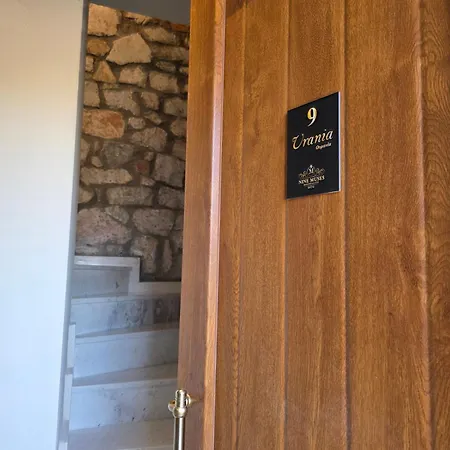 Case de vacanță Nine Muses Hospitality *