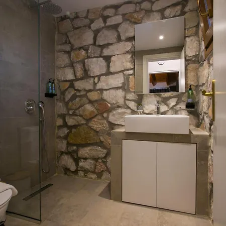 Ferienhaus Nine Muses Hospitality Nea Iraklia
