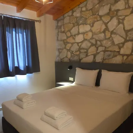 Nine Muses Hospitality * Nea Iraklia