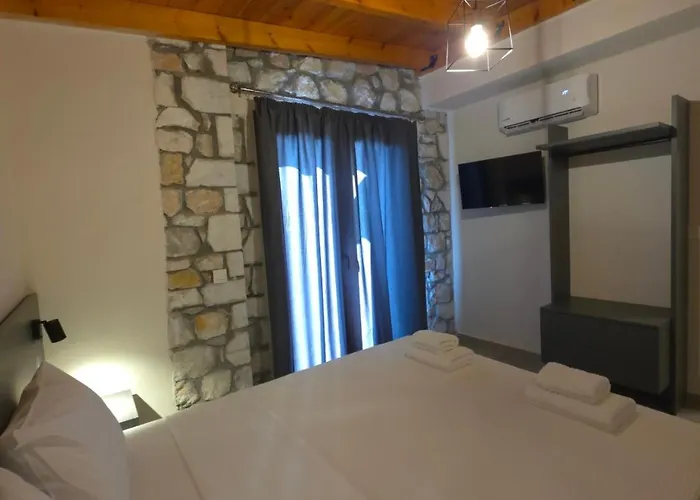 Nine Muses Hospitality Nyaraló *