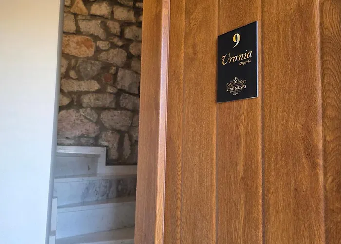 Nyaraló Nine Muses Hospitality *